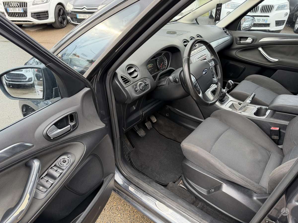 Ford S-MAX 2008 — photo 9