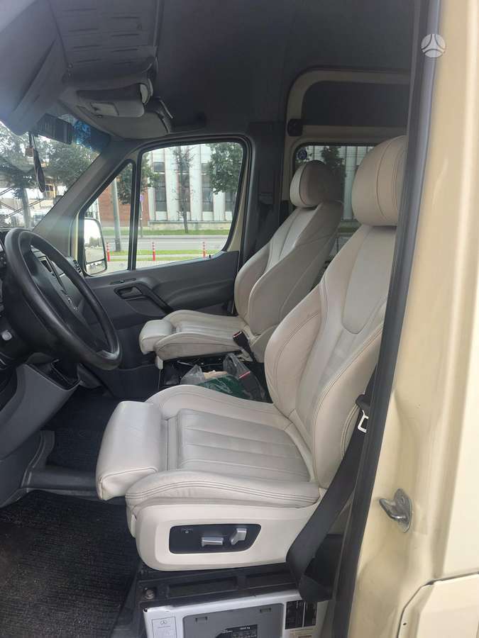Mercedes-Benz Sprinter 2009 — photo 8
