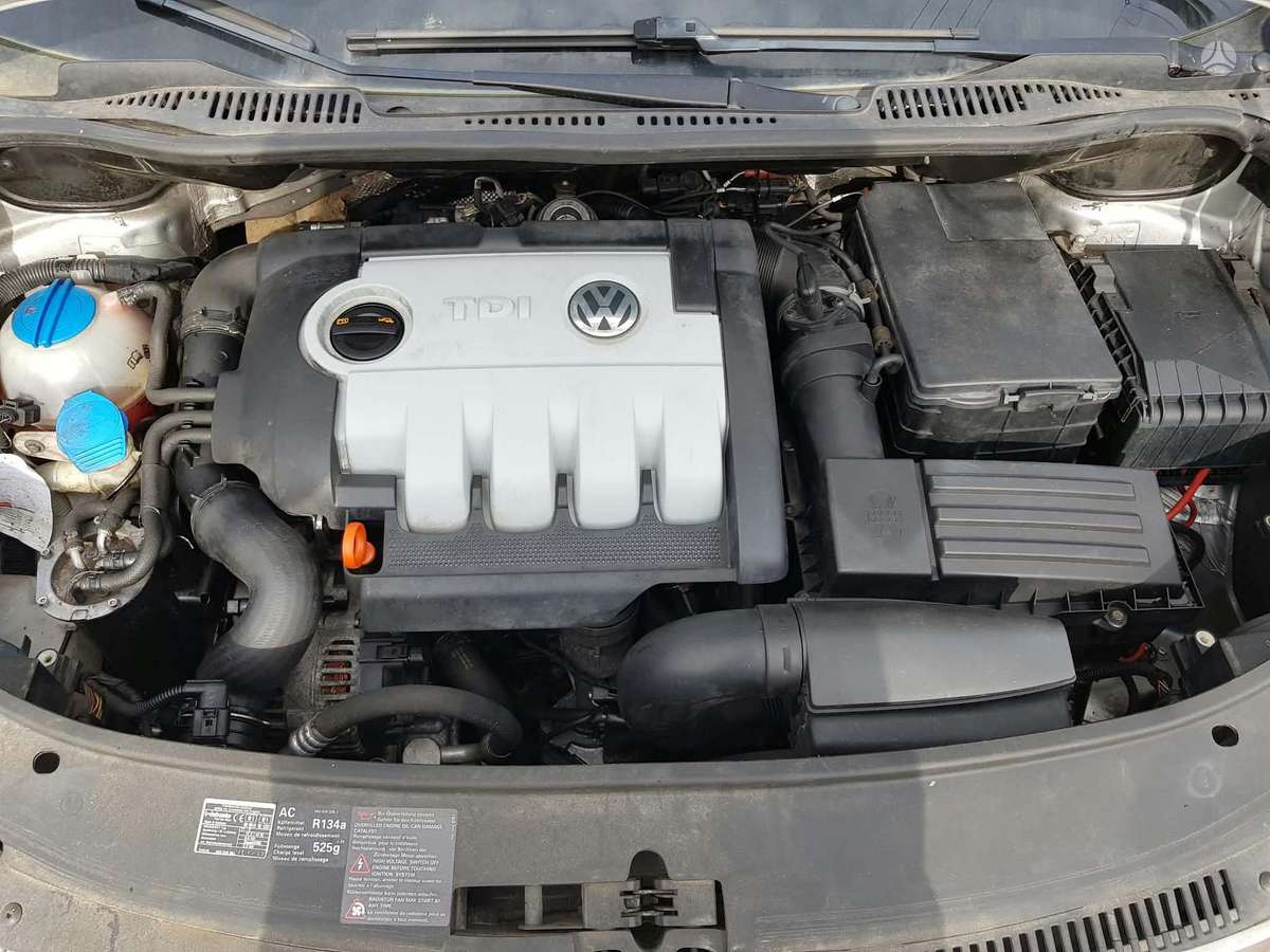 Volkswagen Touran 2007 — photo 10