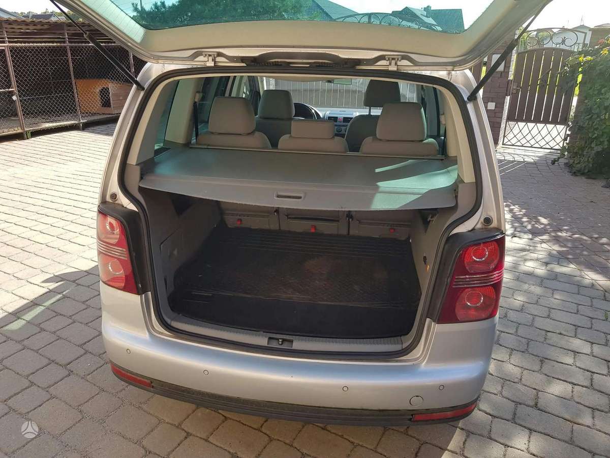 Volkswagen Touran 2007 — photo 5