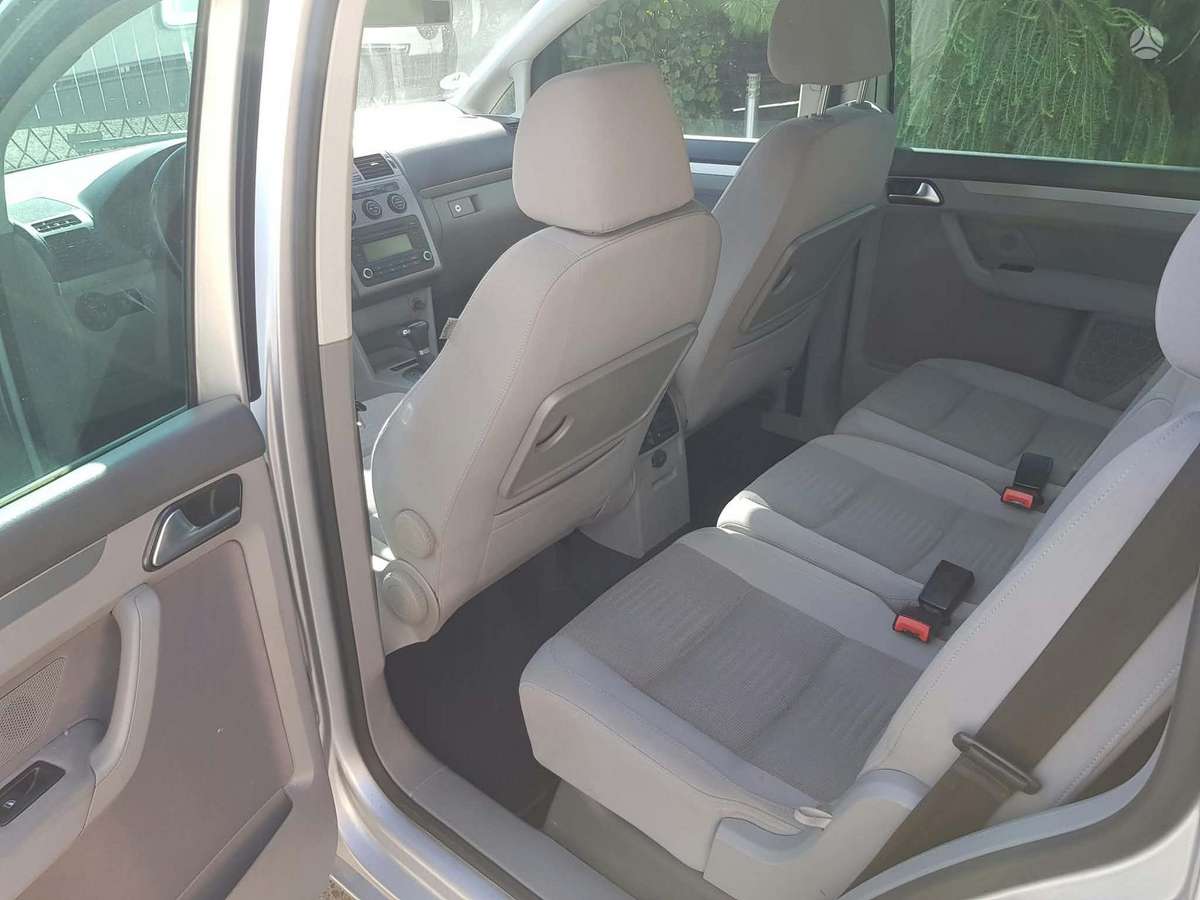 Volkswagen Touran 2007 — photo 9