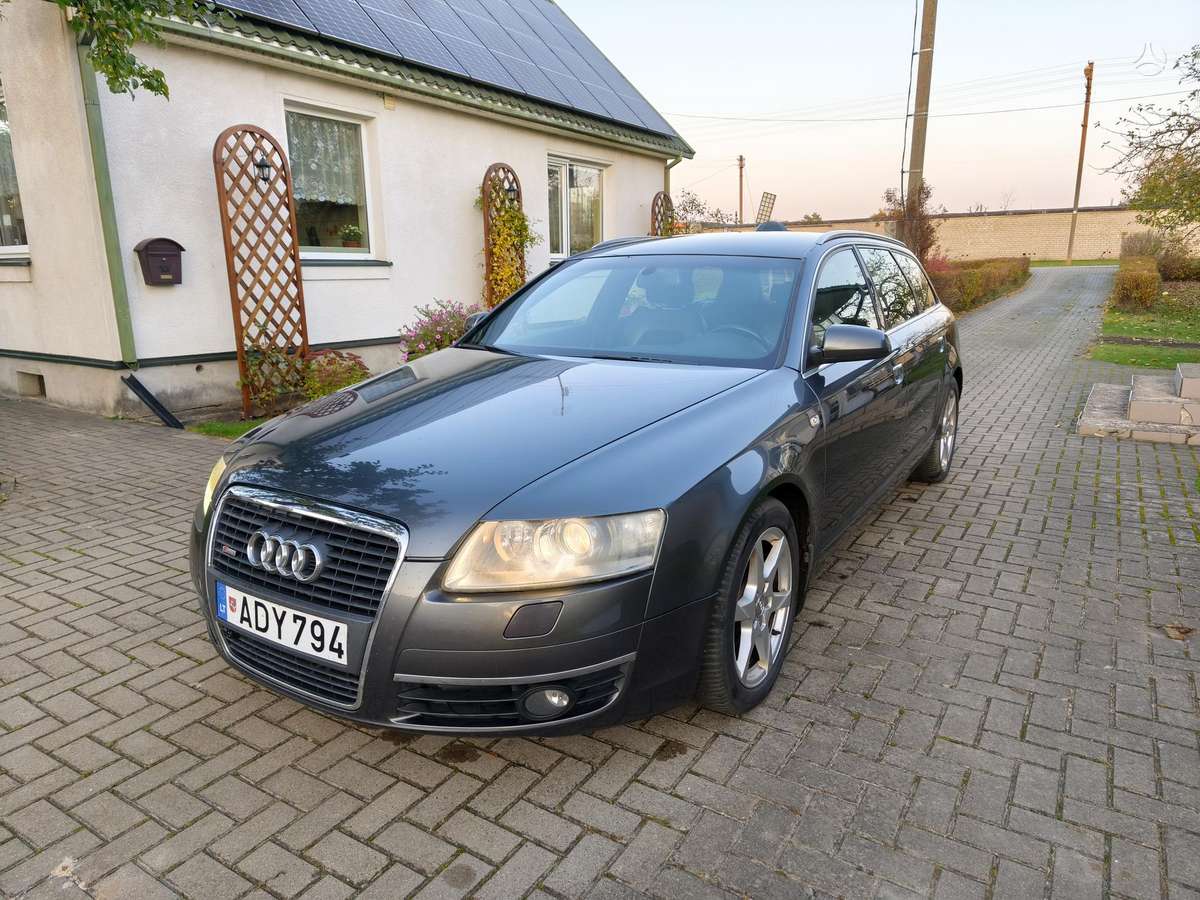 Audi A6 2007 — салон