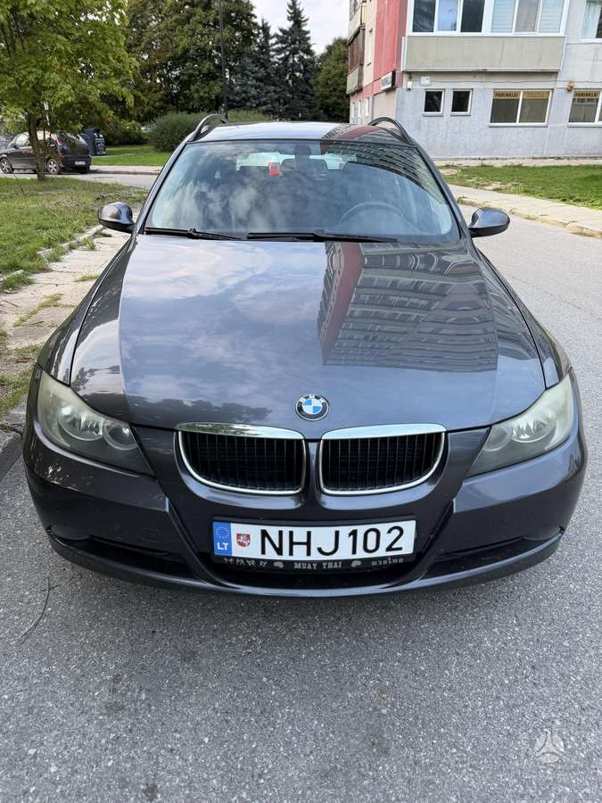 BMW 320 2008 — photo 7