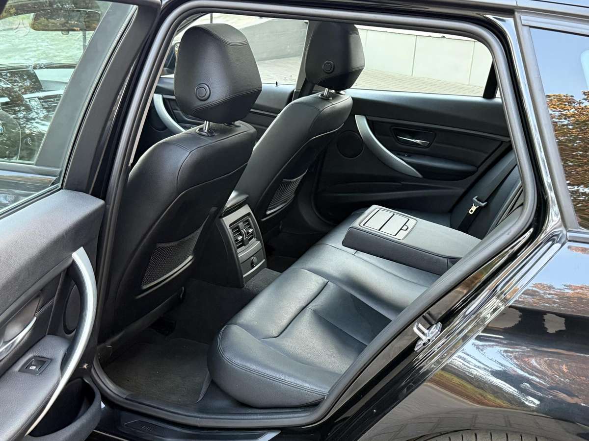 BMW 320 2014 — photo 11
