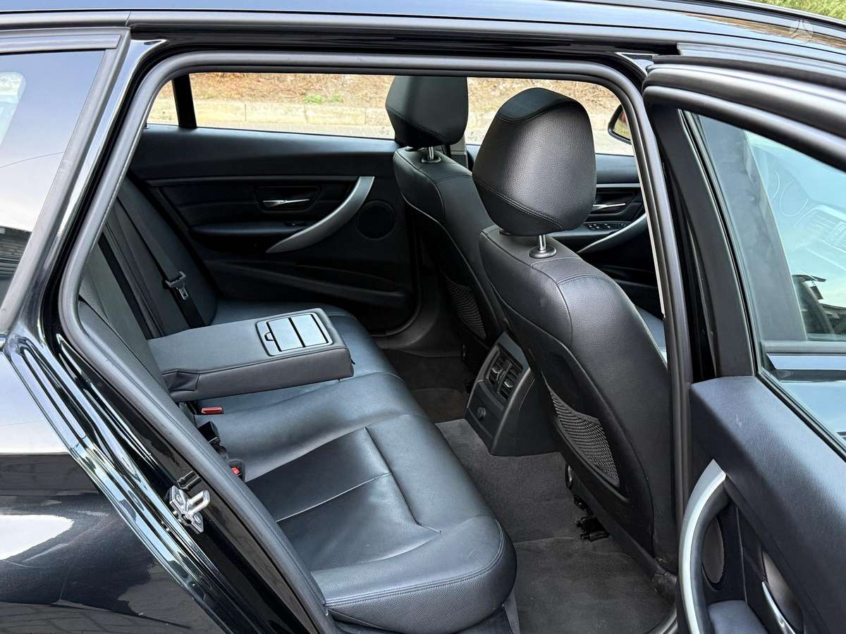 BMW 320 2014 — photo 12