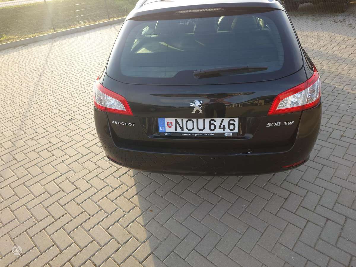 Peugeot 508 2012 — engine 1560 cm³, 111 HP (82kW)