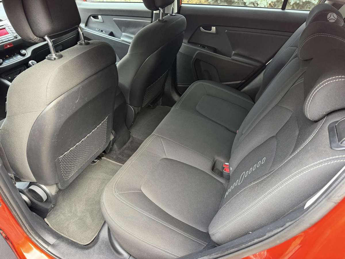 Kia Sportage 2011 — фото 22