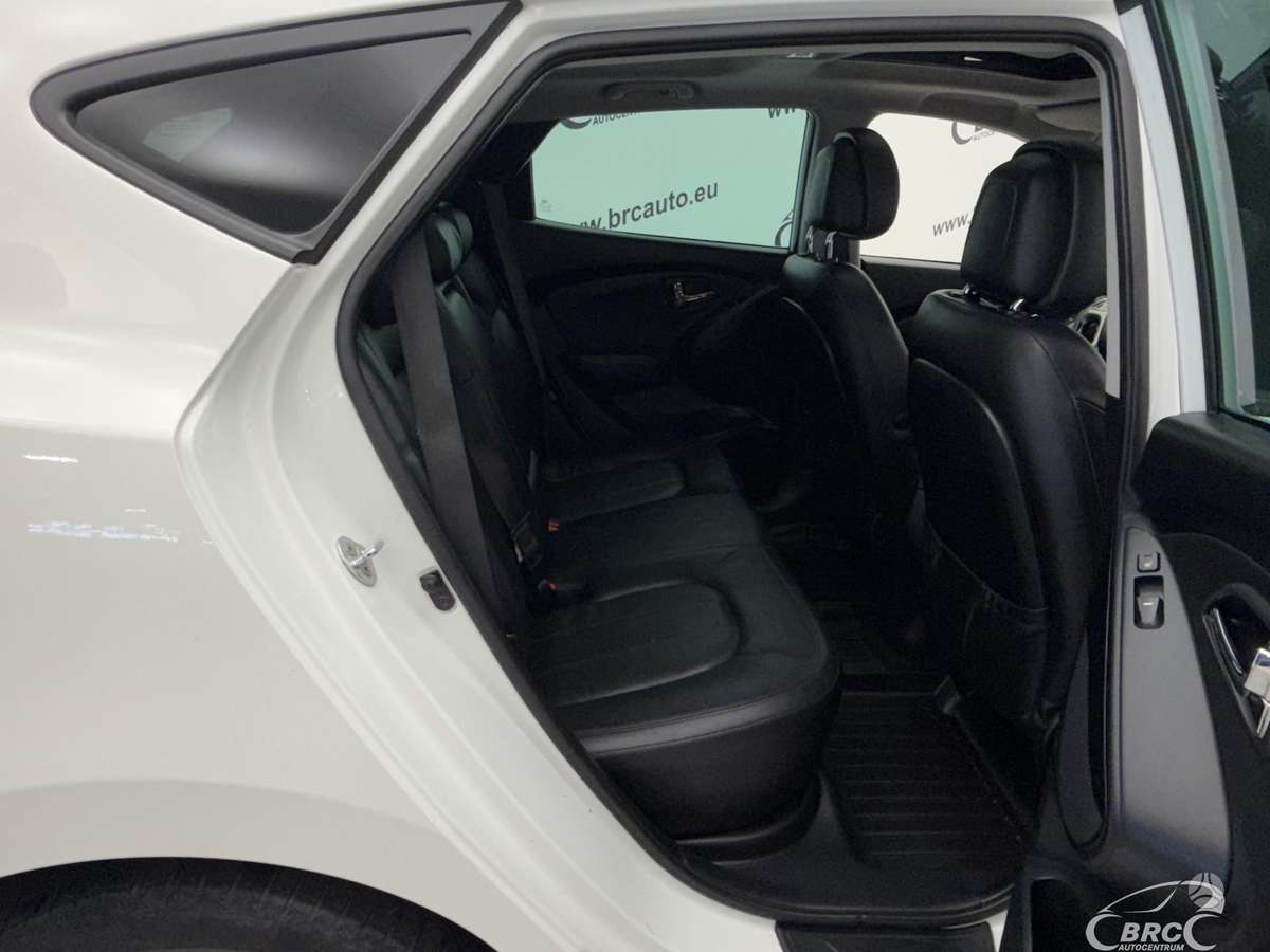 Hyundai ix35 2012 — photo 10