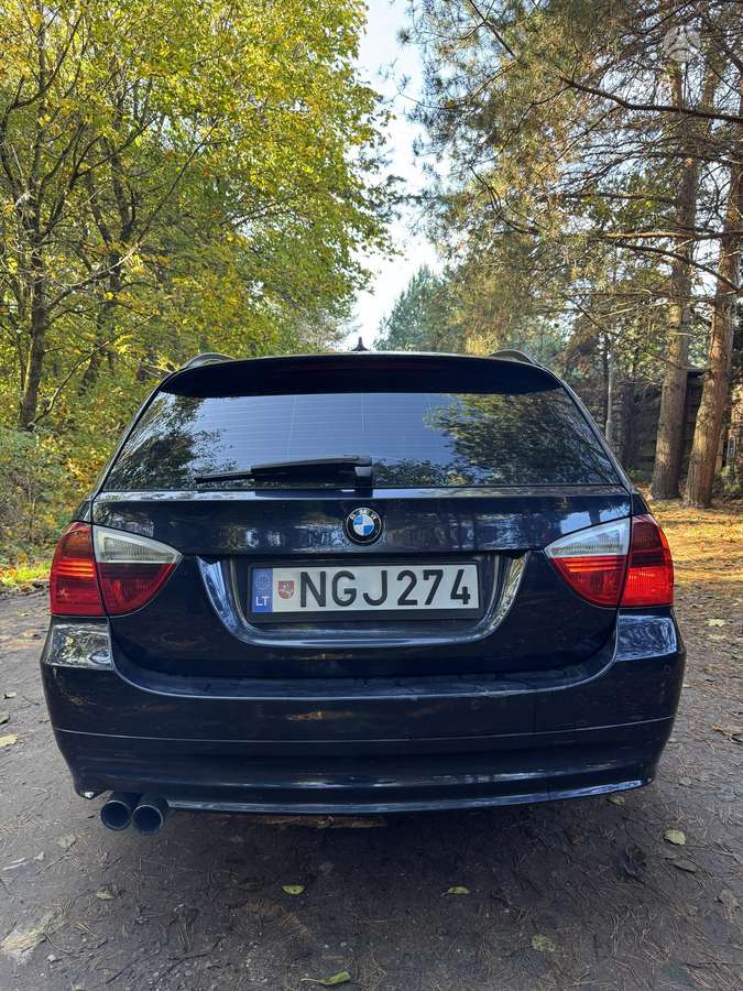 BMW 330 2006 — photo 6
