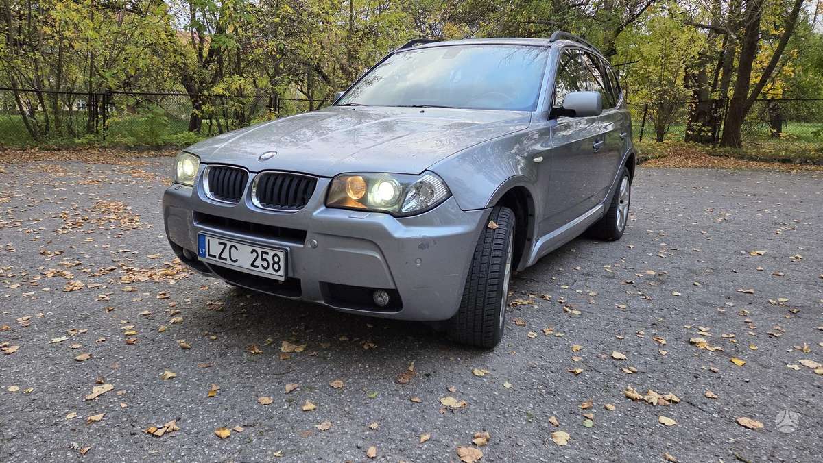 BMW X3 2006 — rear view