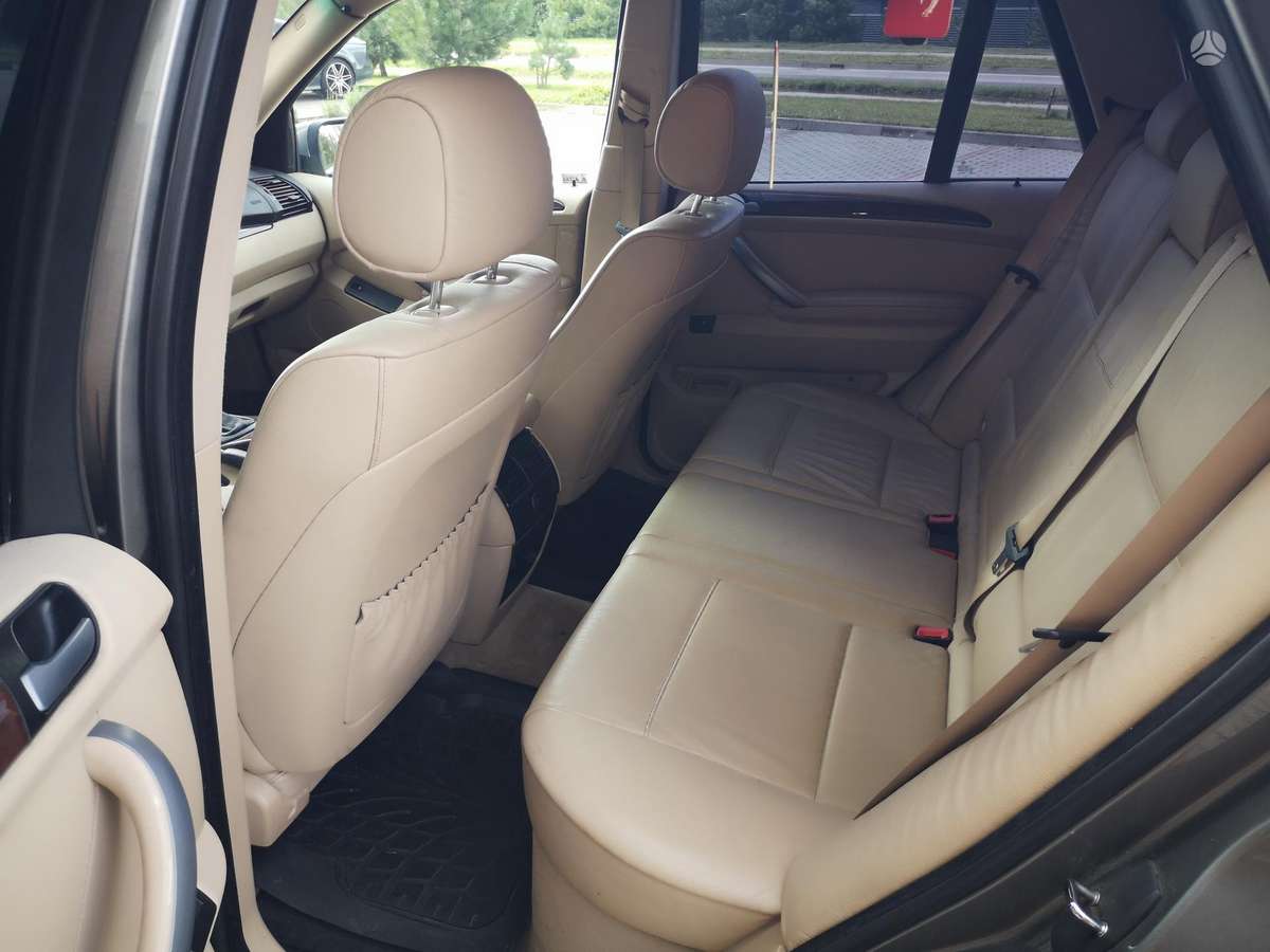 BMW X5 2006 — photo 14
