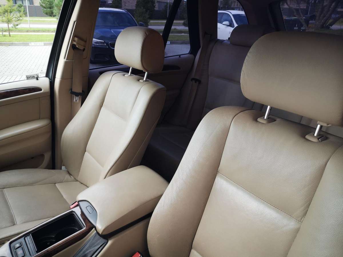 BMW X5 2006 — photo 15