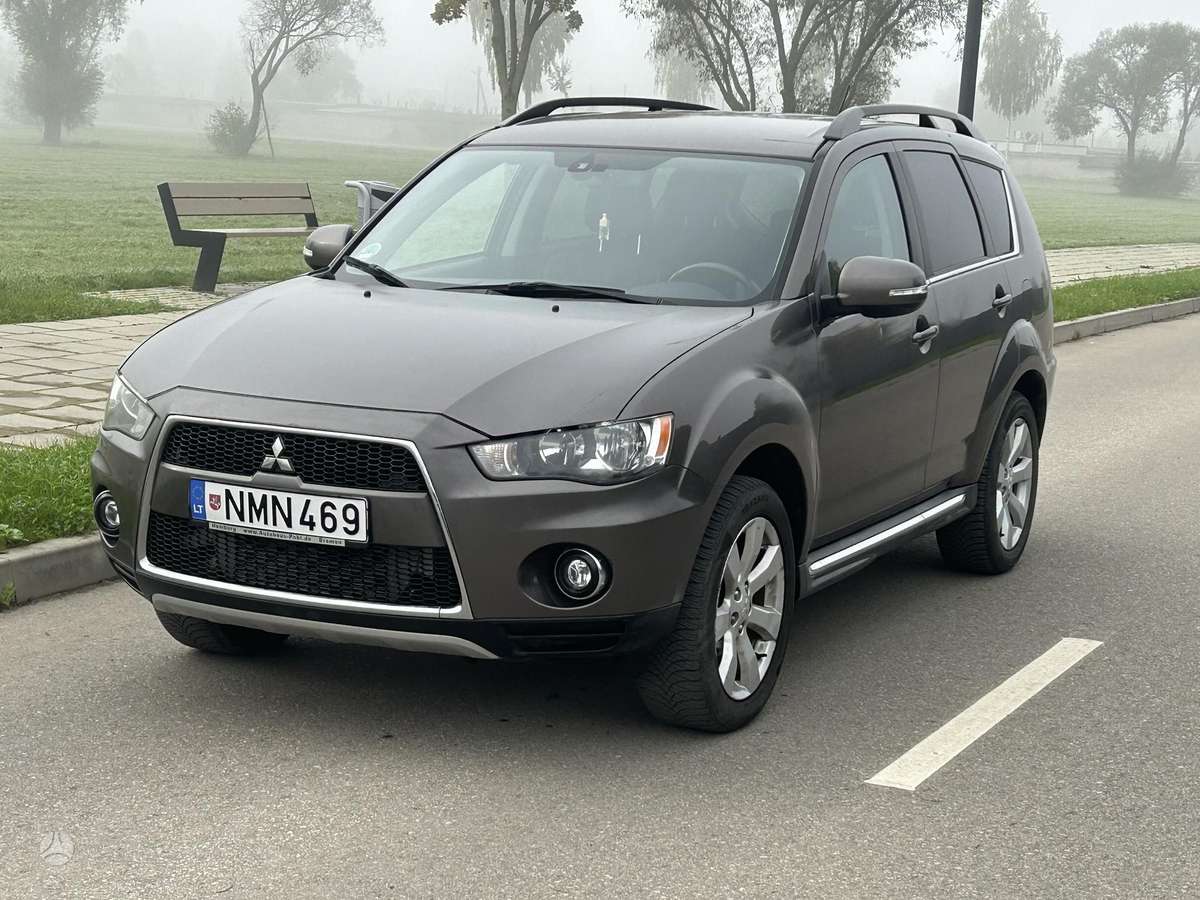 Mitsubishi Outlander 2011 — vehicle for AFU Ukraine
