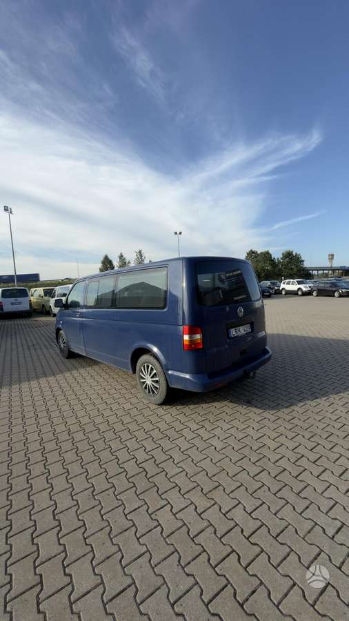 Volkswagen Transporter 2004 — interior
