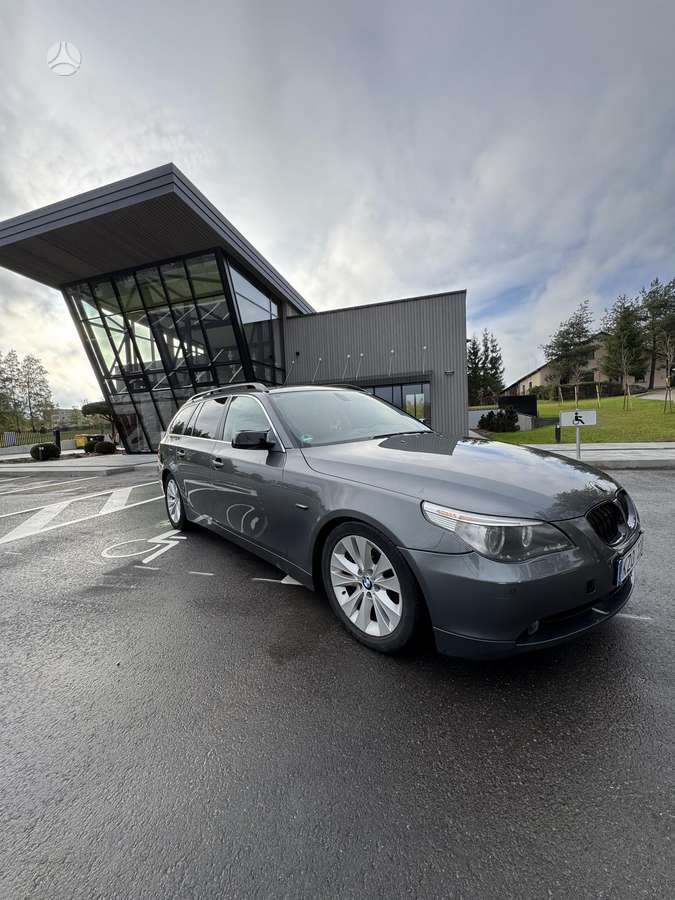 BMW 525 2004 — photo 5