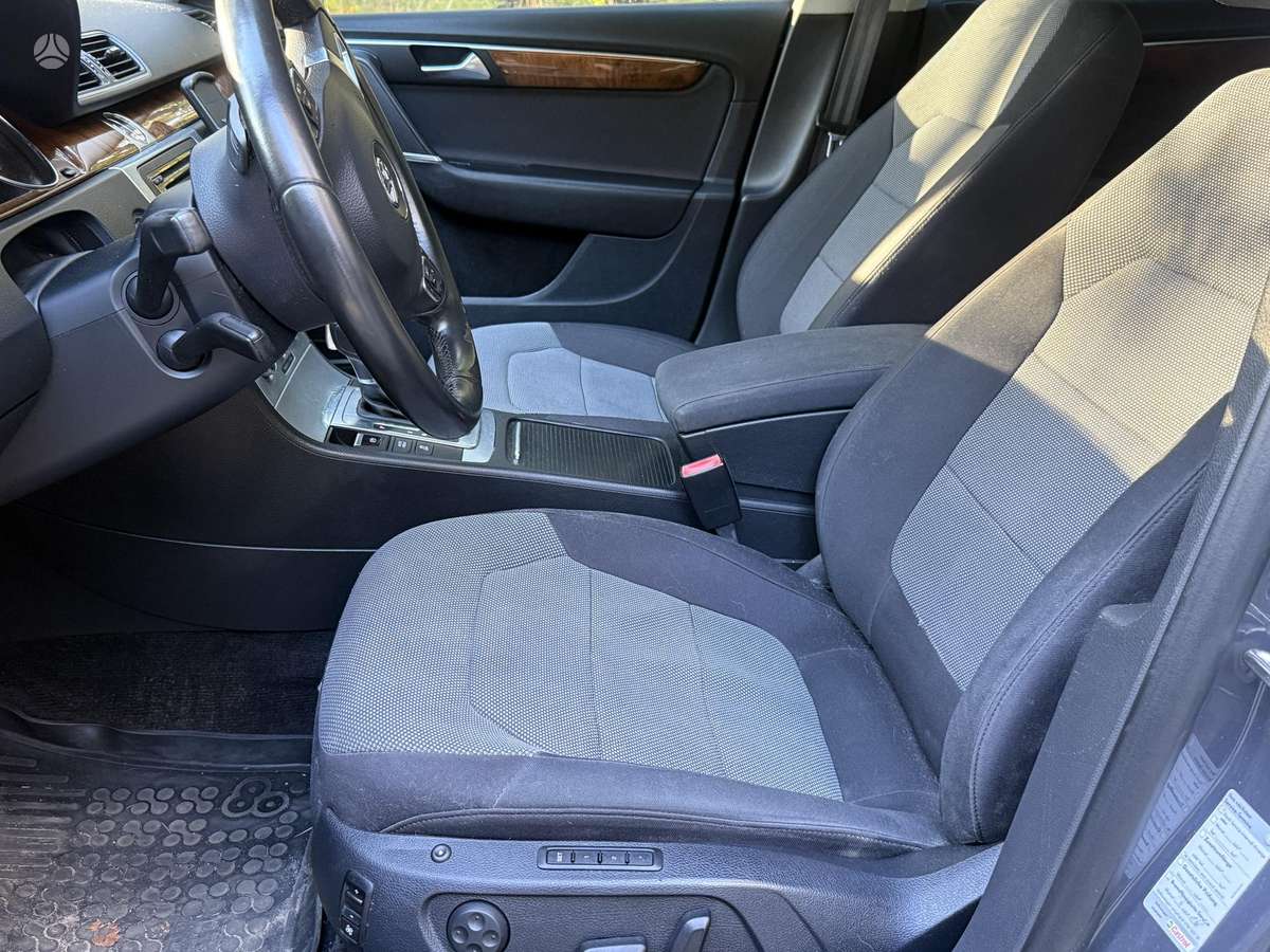 Volkswagen Passat 2013 — photo 7