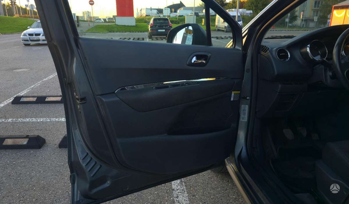 Peugeot 3008 2009 — photo 13