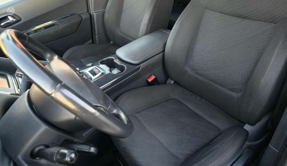 Peugeot 3008 2009 — photo 15
