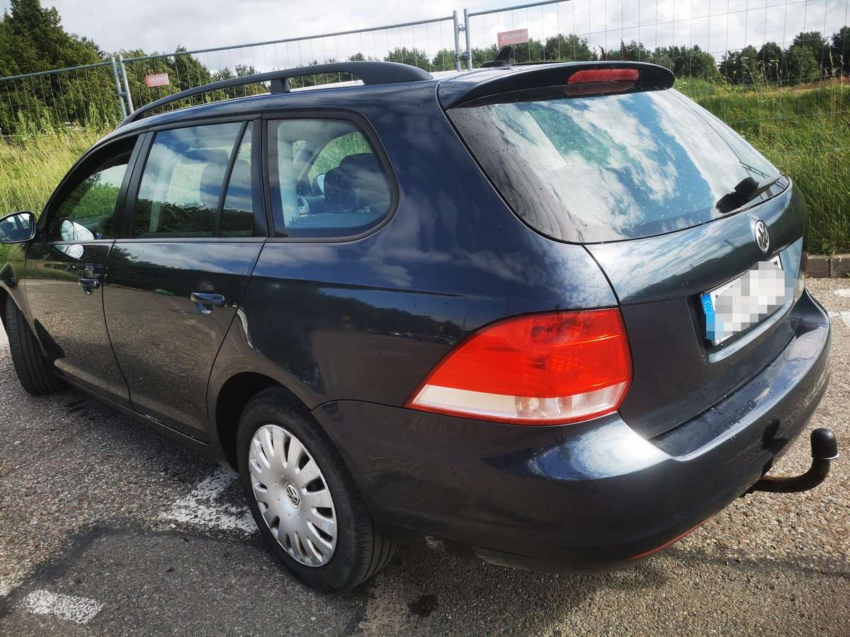 Volkswagen Golf 2009 — photo 17
