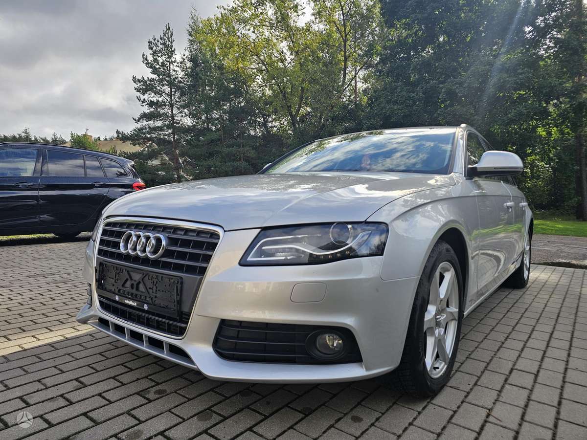 Audi A4 2008 — photo 11