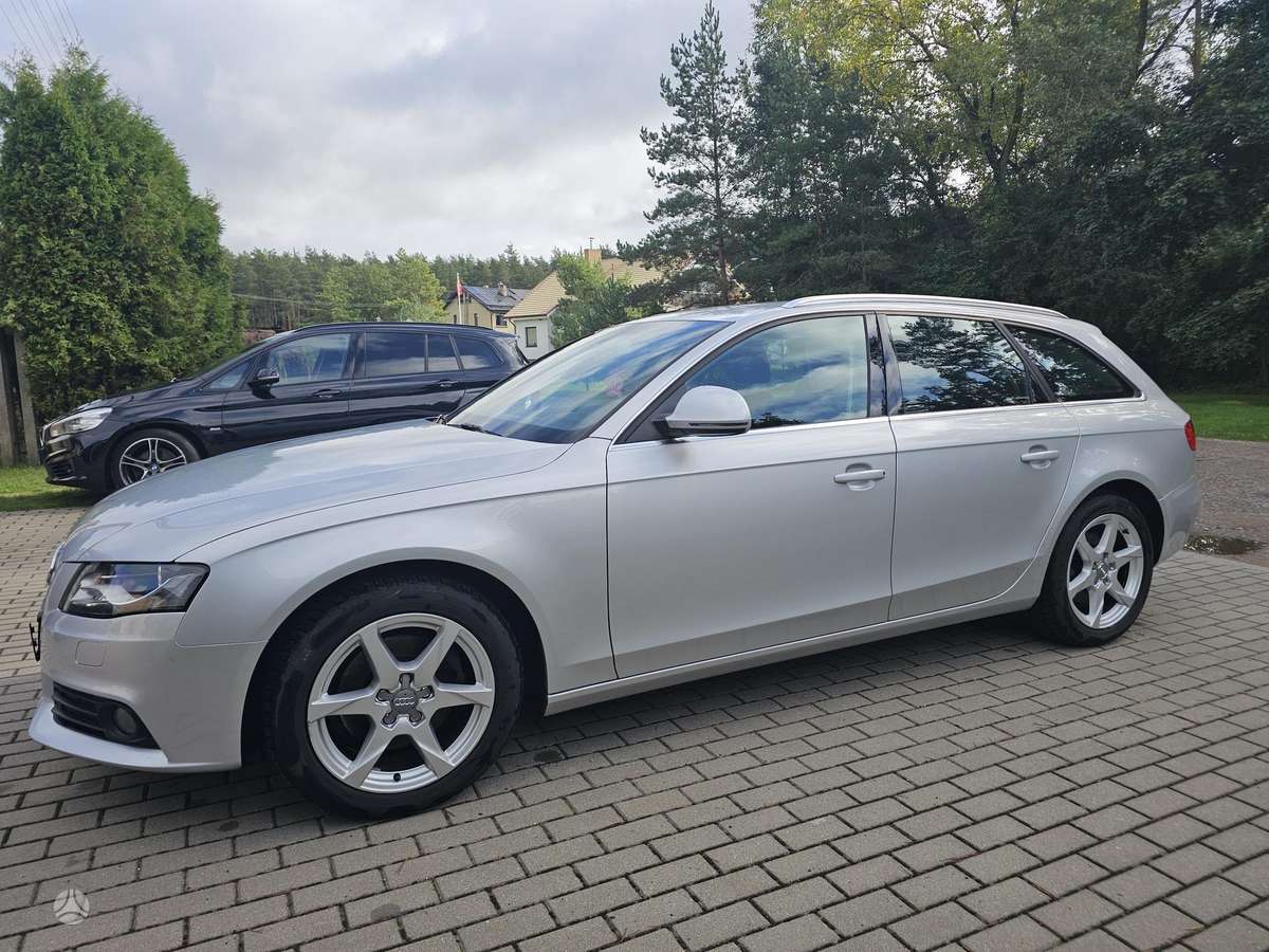 Audi A4 2008 — photo 9