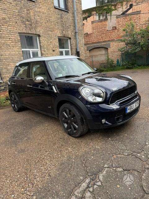 Mini Countryman, 2011