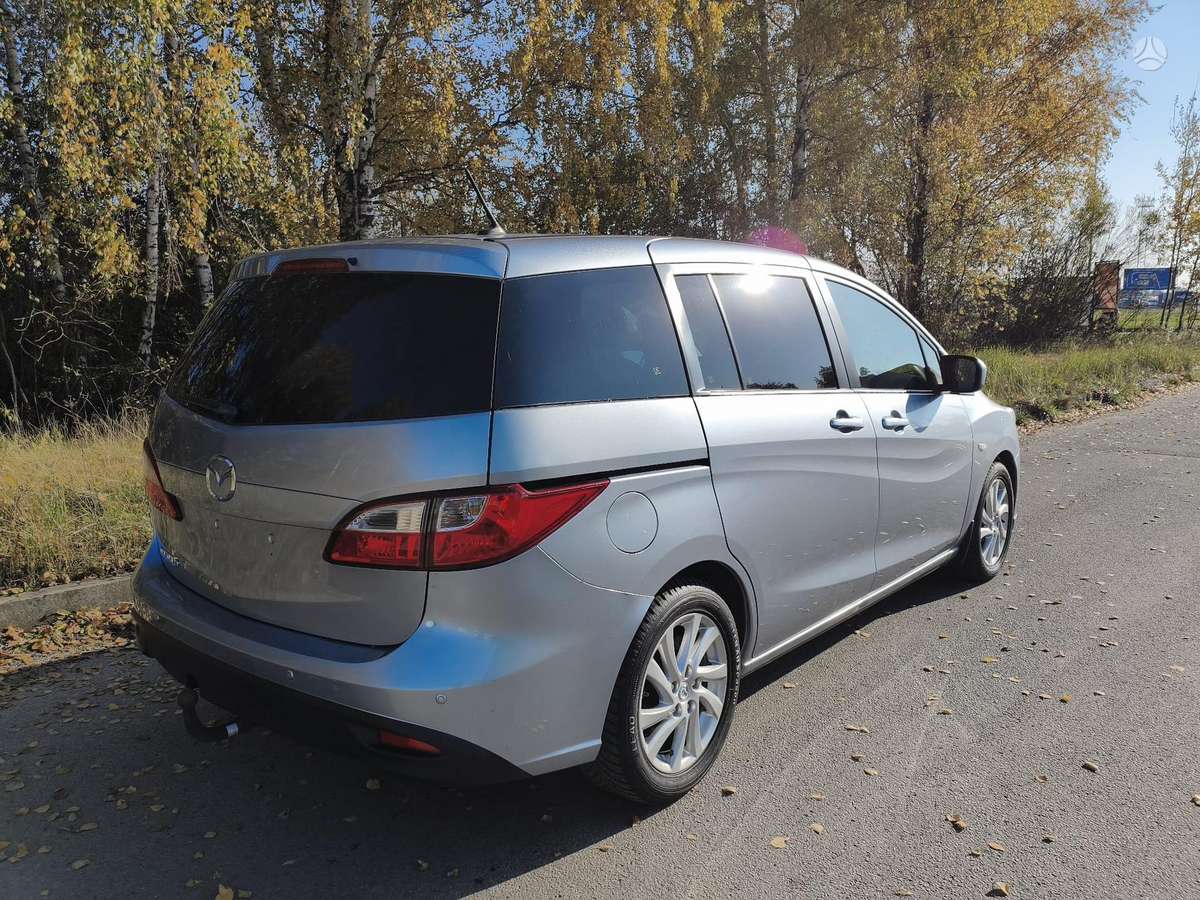 Mazda 5 2012 — photo 6