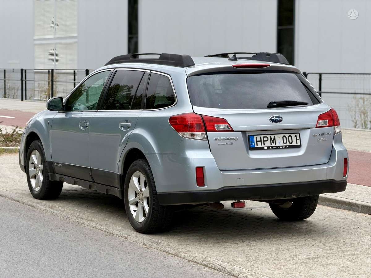 Subaru Outback 2013 — фото 6