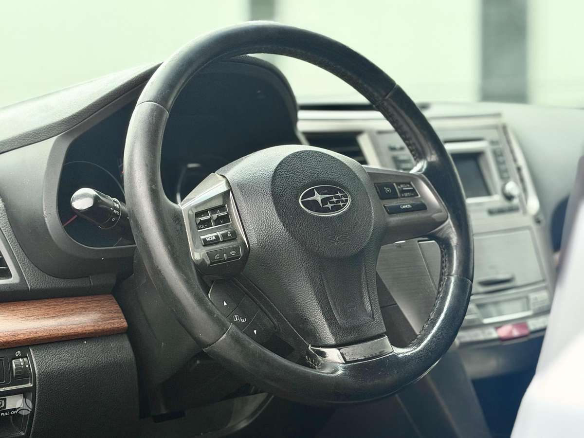 Subaru Outback 2013 — фото 9