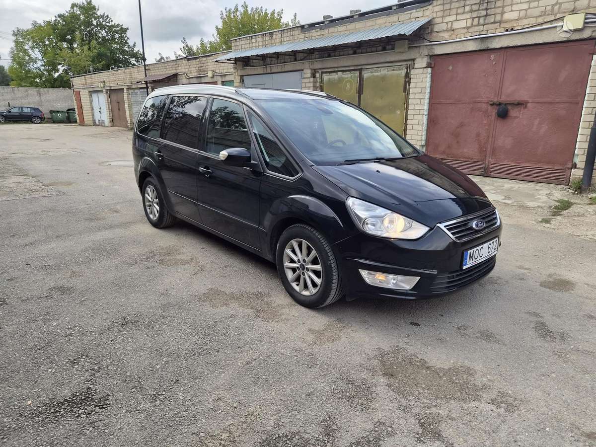 Ford Galaxy 2014 — interior