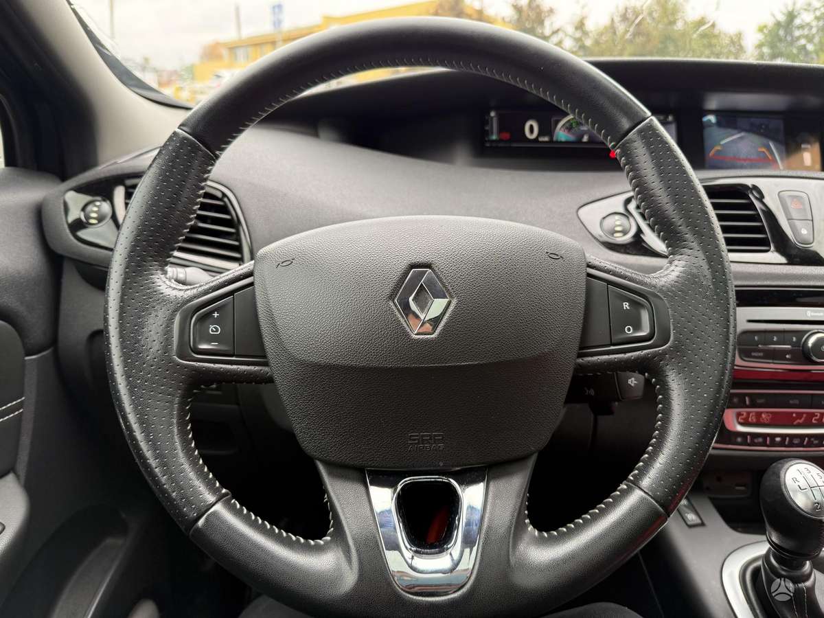 Renault Grand 2014 — photo 14
