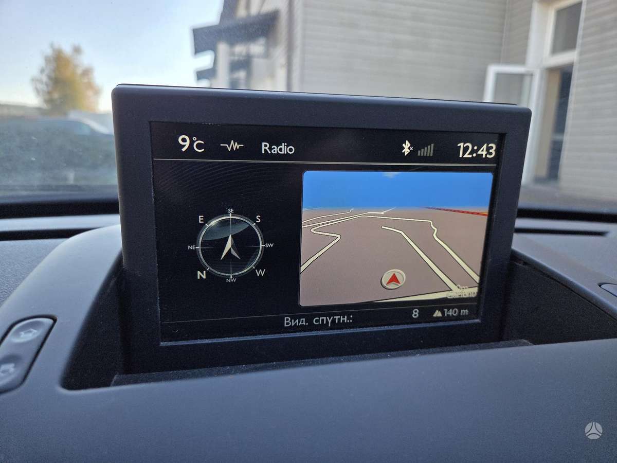 Peugeot 5008 2015 — photo 18