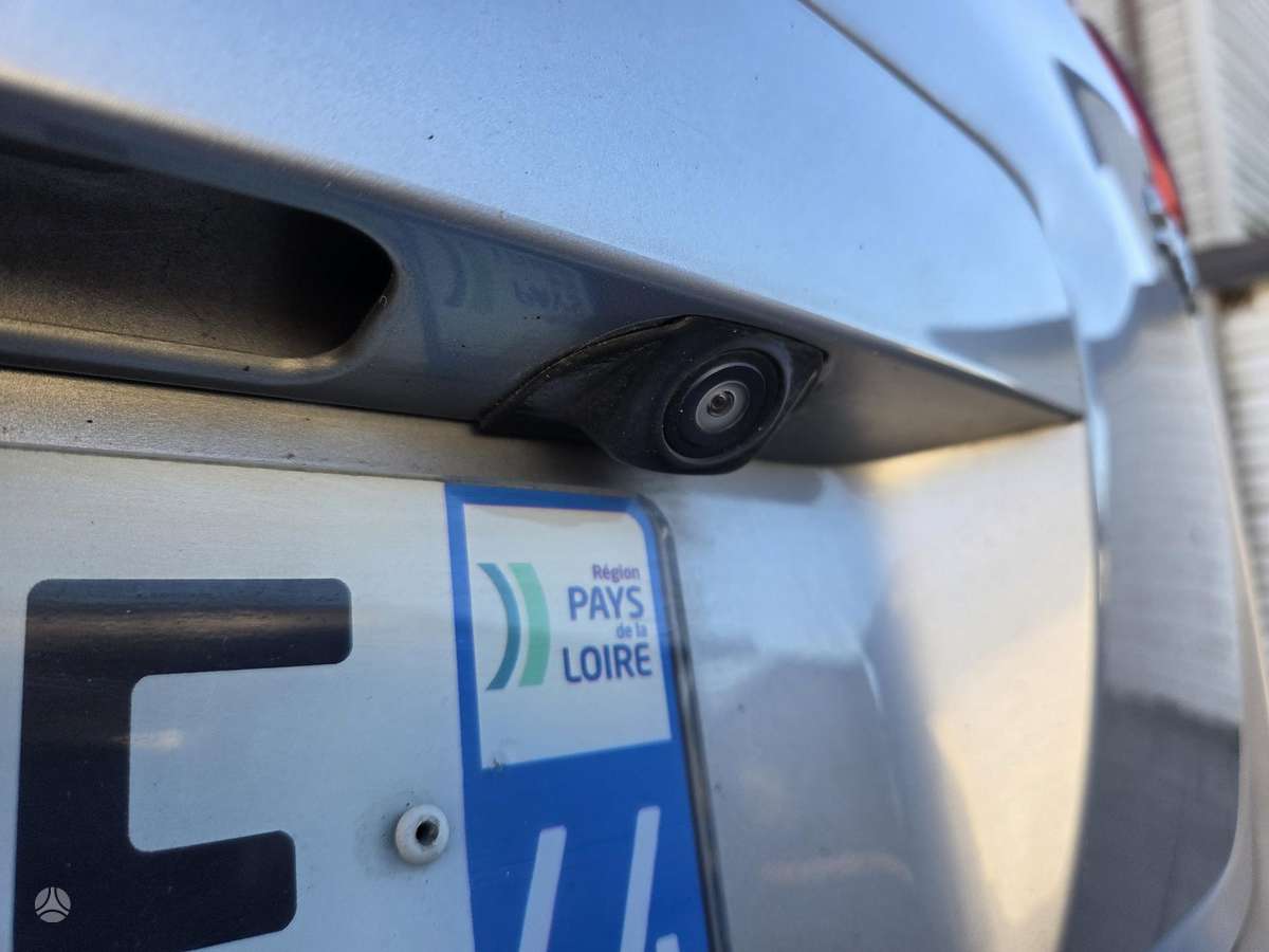Peugeot 5008 2015 — photo 8