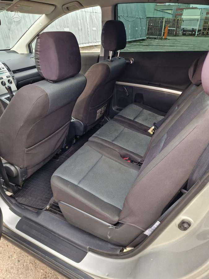 Toyota Corolla 2009 — photo 6