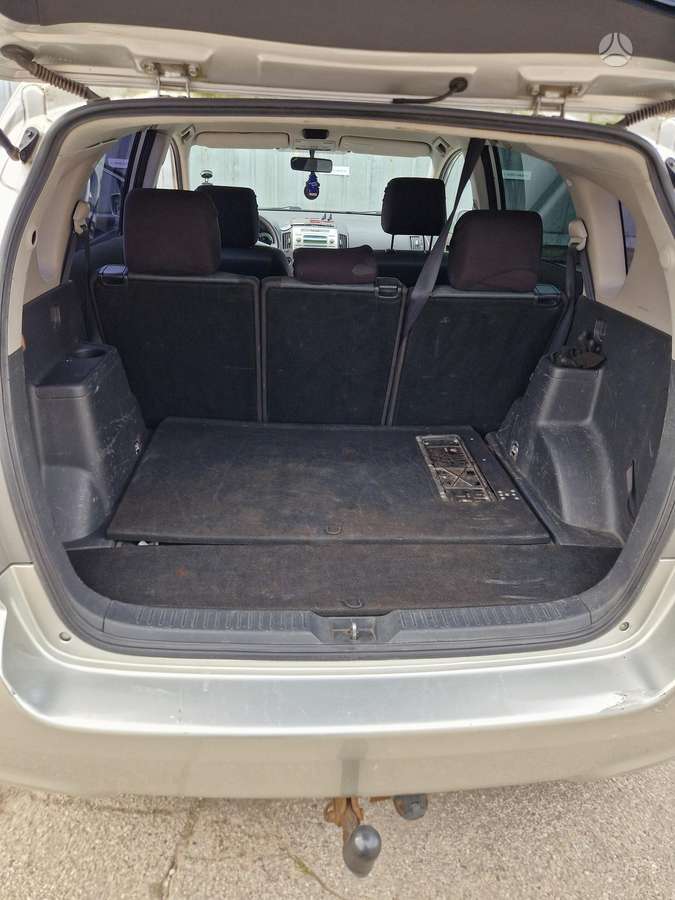 Toyota Corolla 2009 — photo 7