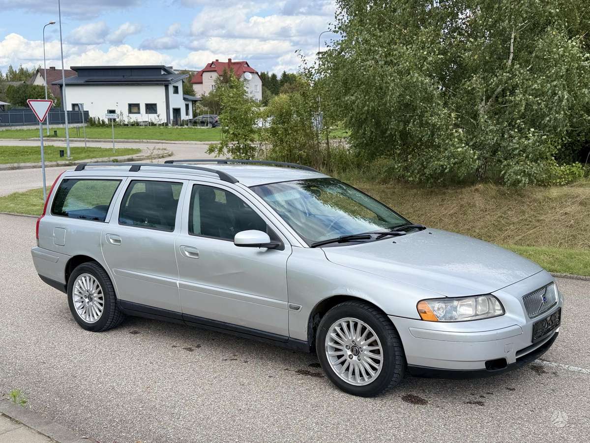 Volvo V70 2006 — photo 6