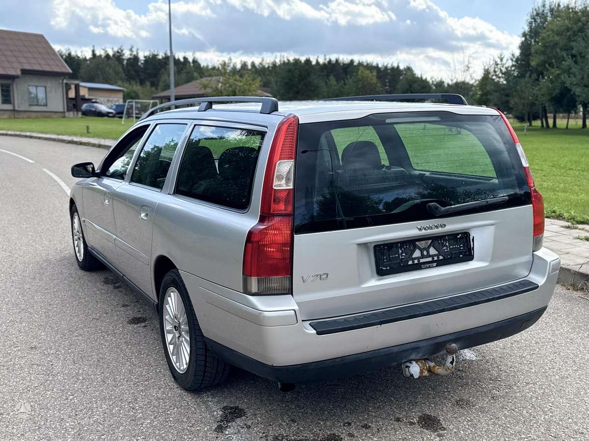 Volvo V70 2006 — photo 9