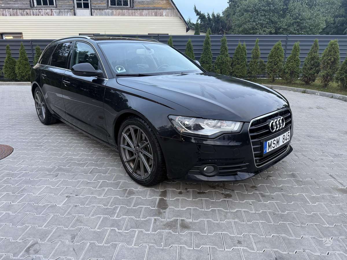 Audi A6 2011 — interior