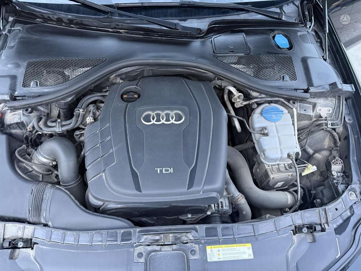 Audi A6 2011 — photo 9
