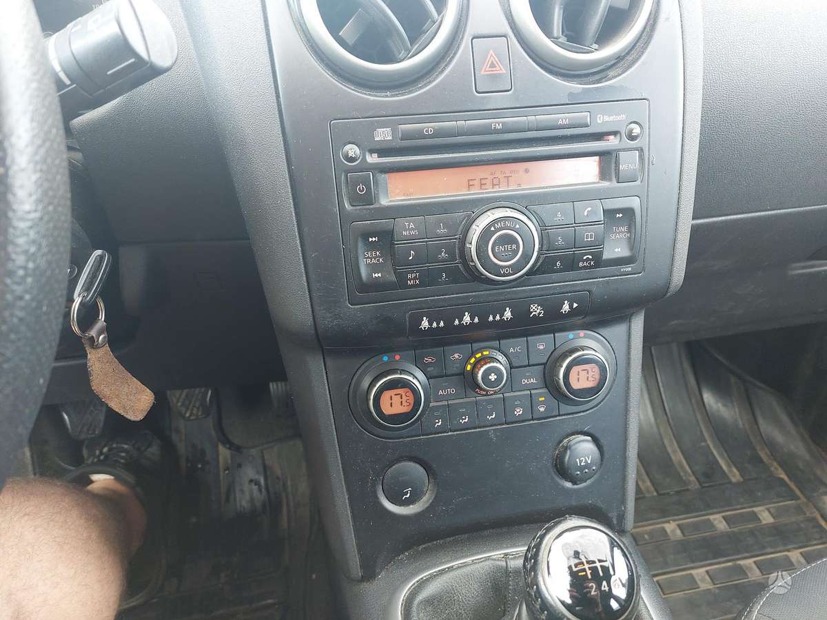 Nissan Qashqai 2009 — photo 5