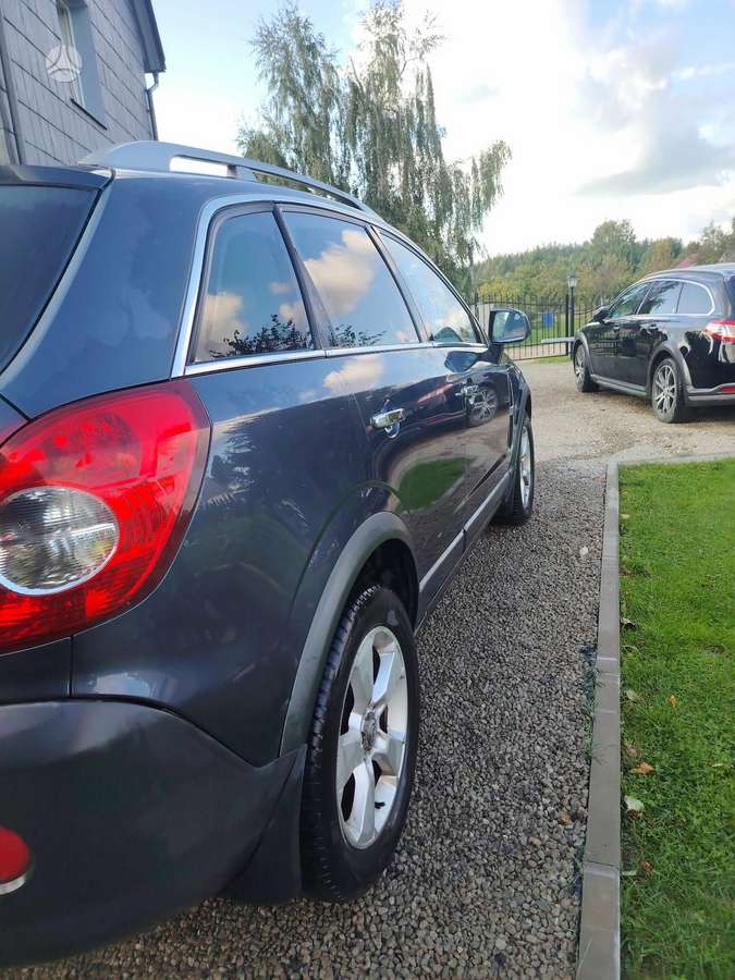 Opel Antara 2007 — вигляд ззаду