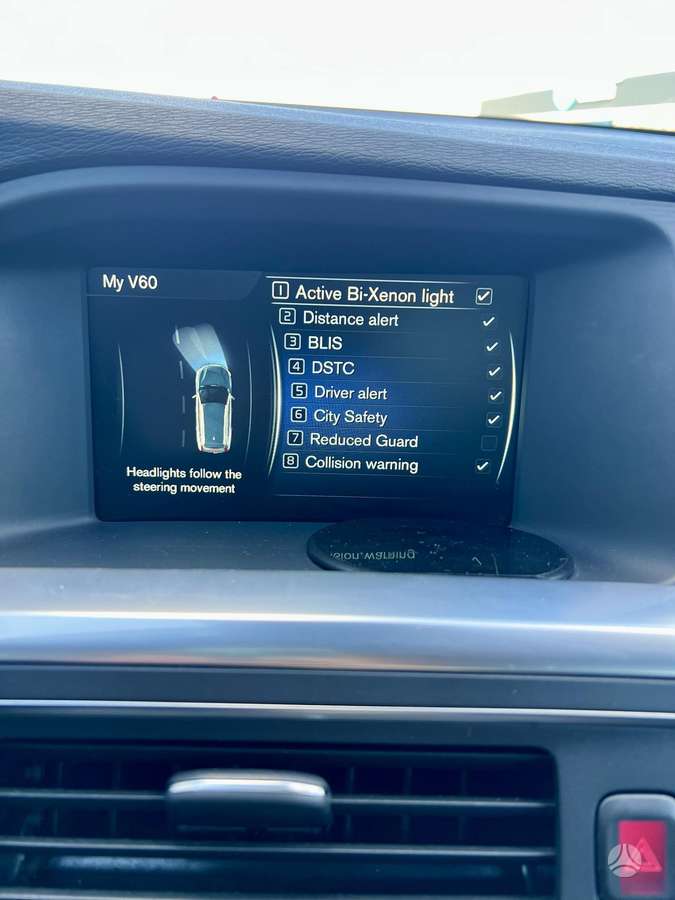 Volvo V60 2014 — photo 30