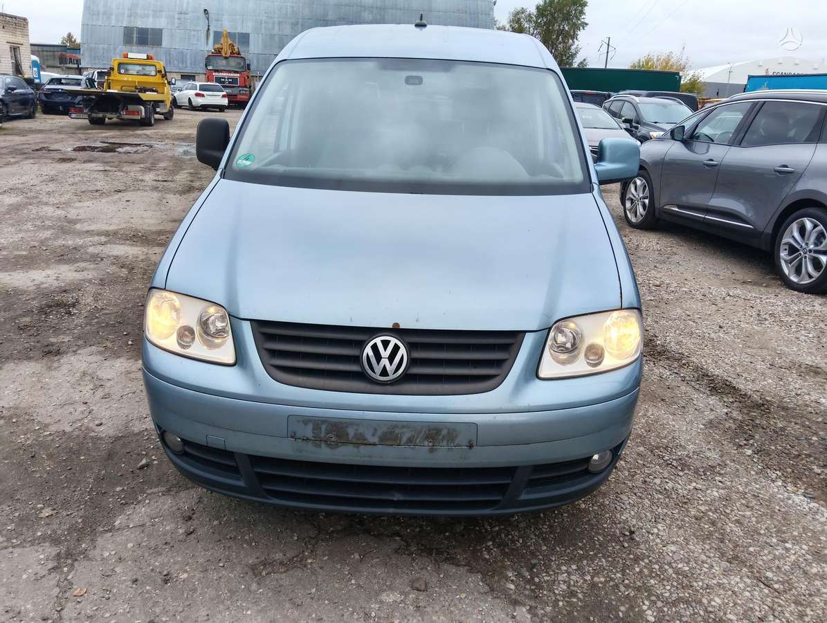 Volkswagen Caddy 2008 — rear view