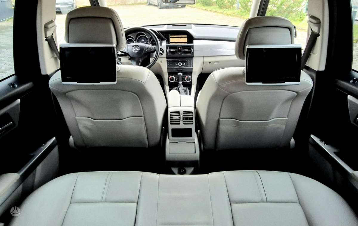 Mercedes-Benz GLK220 2010 — photo 14