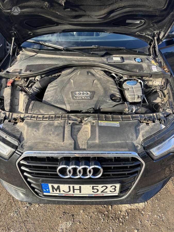 Audi A6 2012 — photo 17