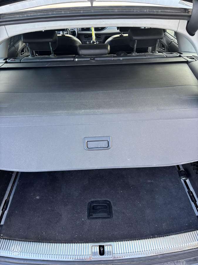 Audi A6 2012 — engine 3000 cm³, 204 HP (150kW)