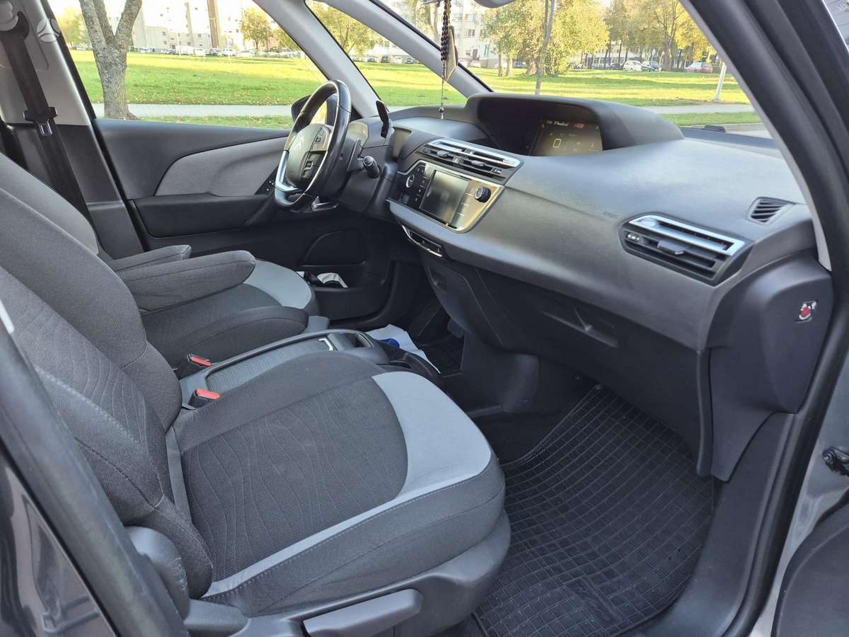 Citroen Grand 2015 — photo 10