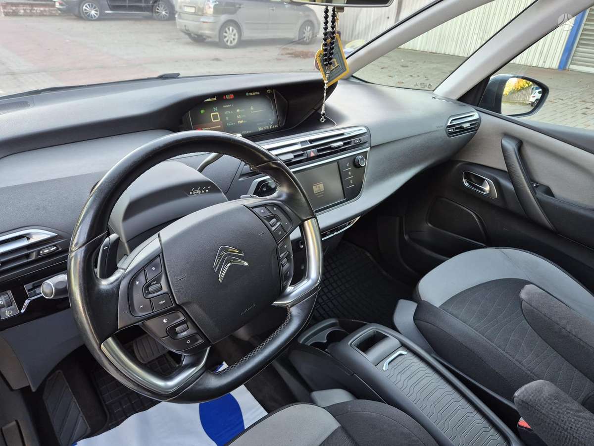 Citroen Grand 2015 — photo 9