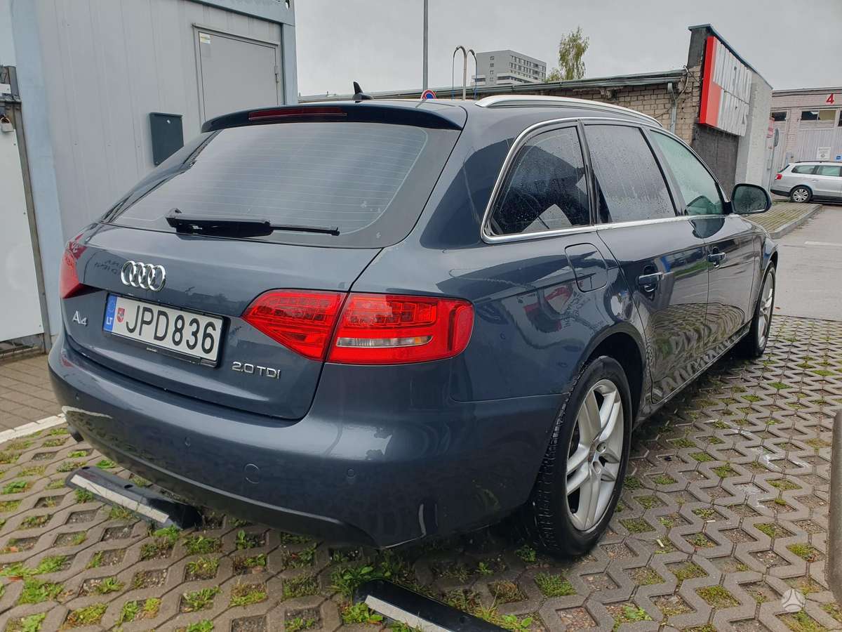 Audi A4 2008 — engine 2000 cm³, 143 HP (105kW)