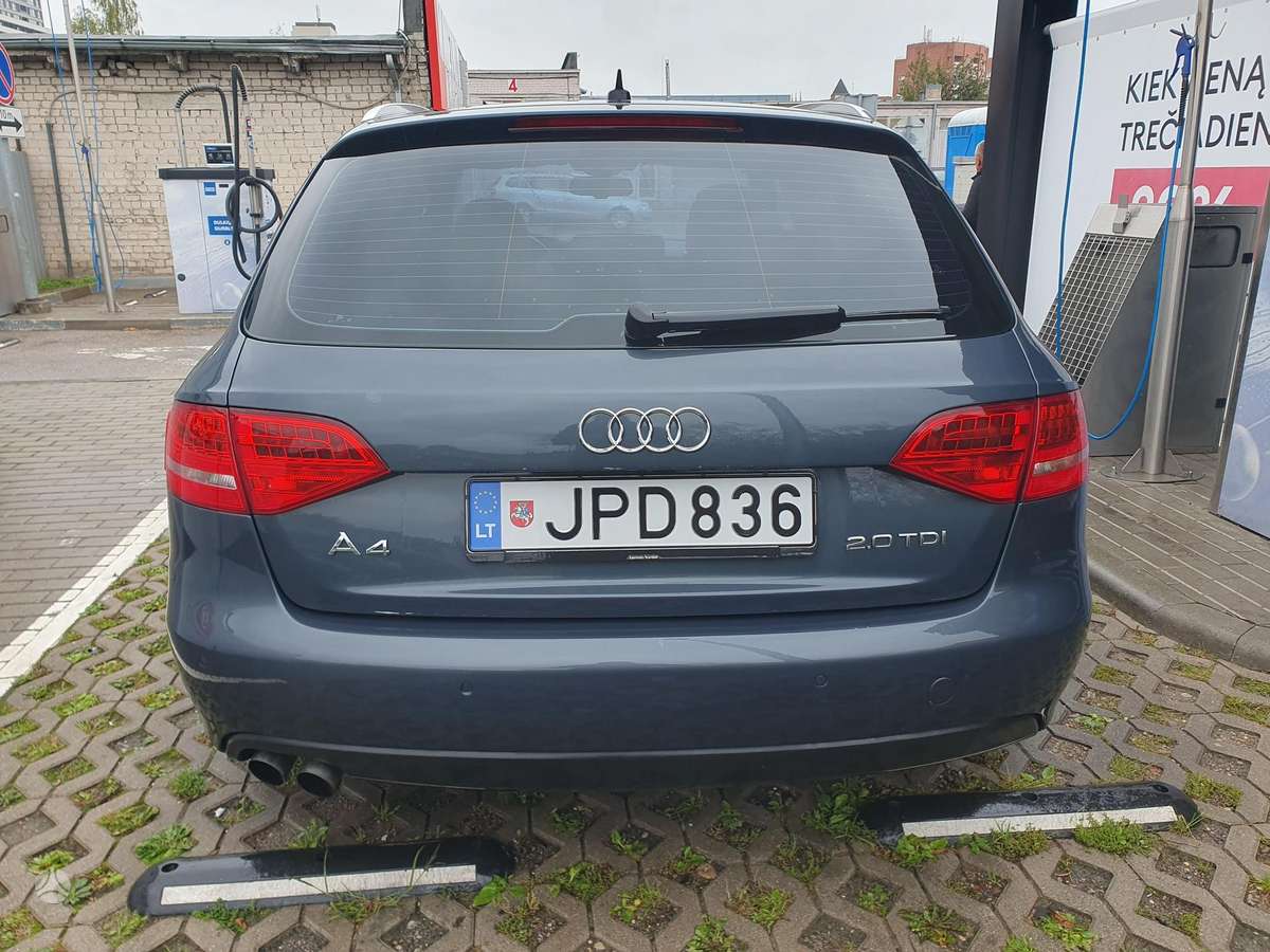 Audi A4 2008 — photo 5